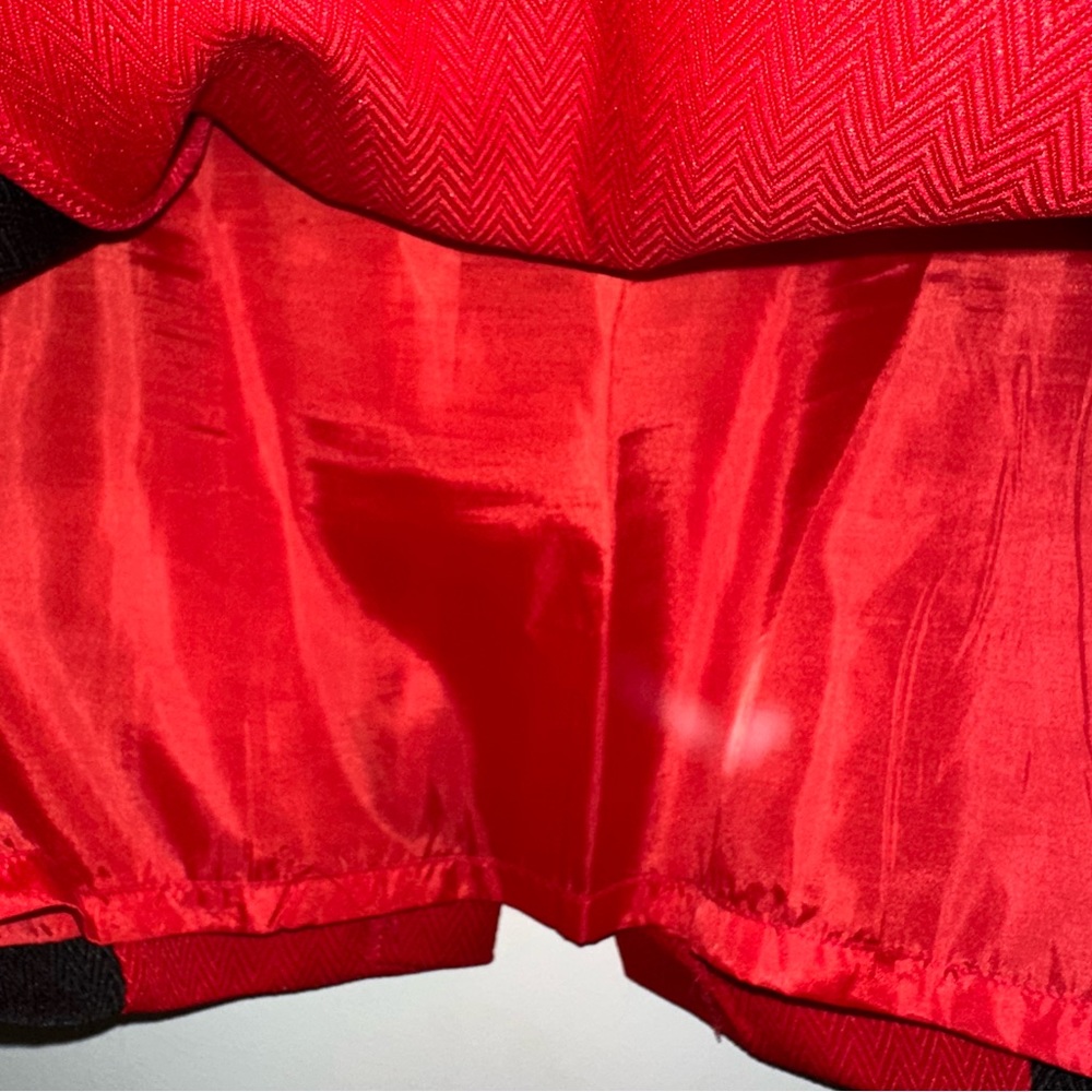🌷5/$20 Women’s Red/Black Skirt - Picture 3 of 6